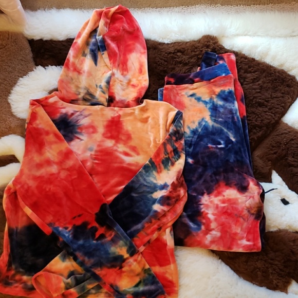 Multi-colored , Tie-dyed,pink,blue,yellow,Suite